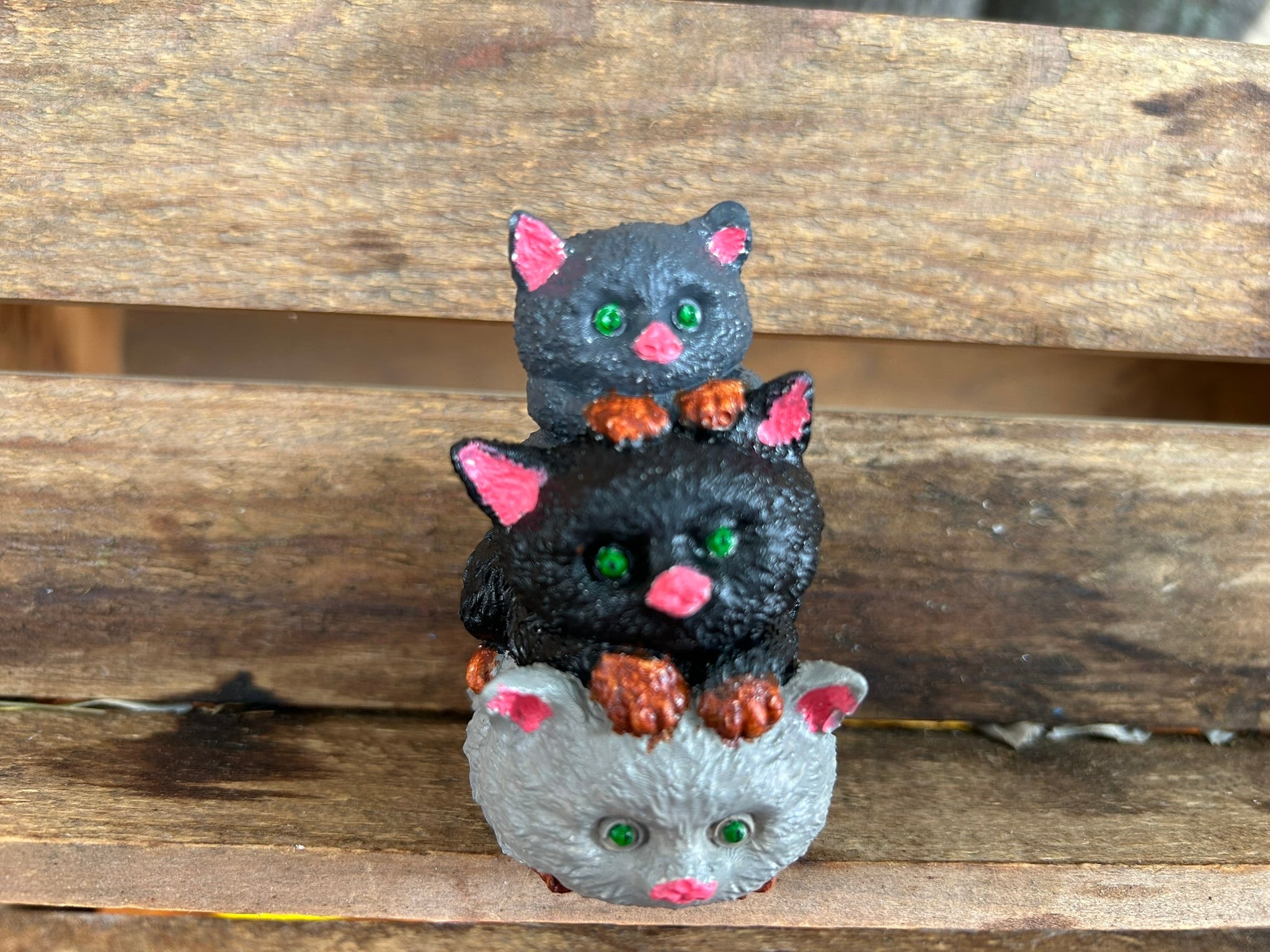 Stacked cats