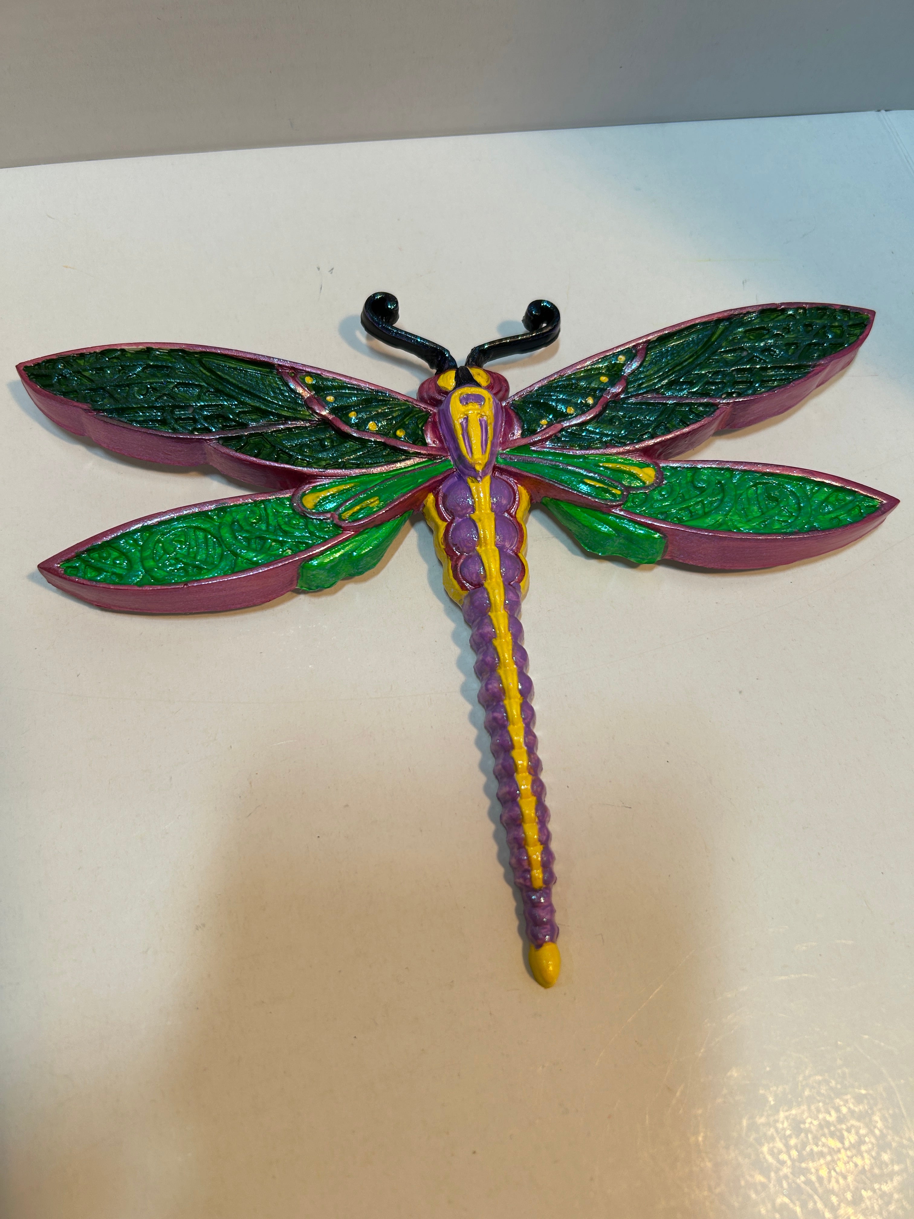 Dragon flies